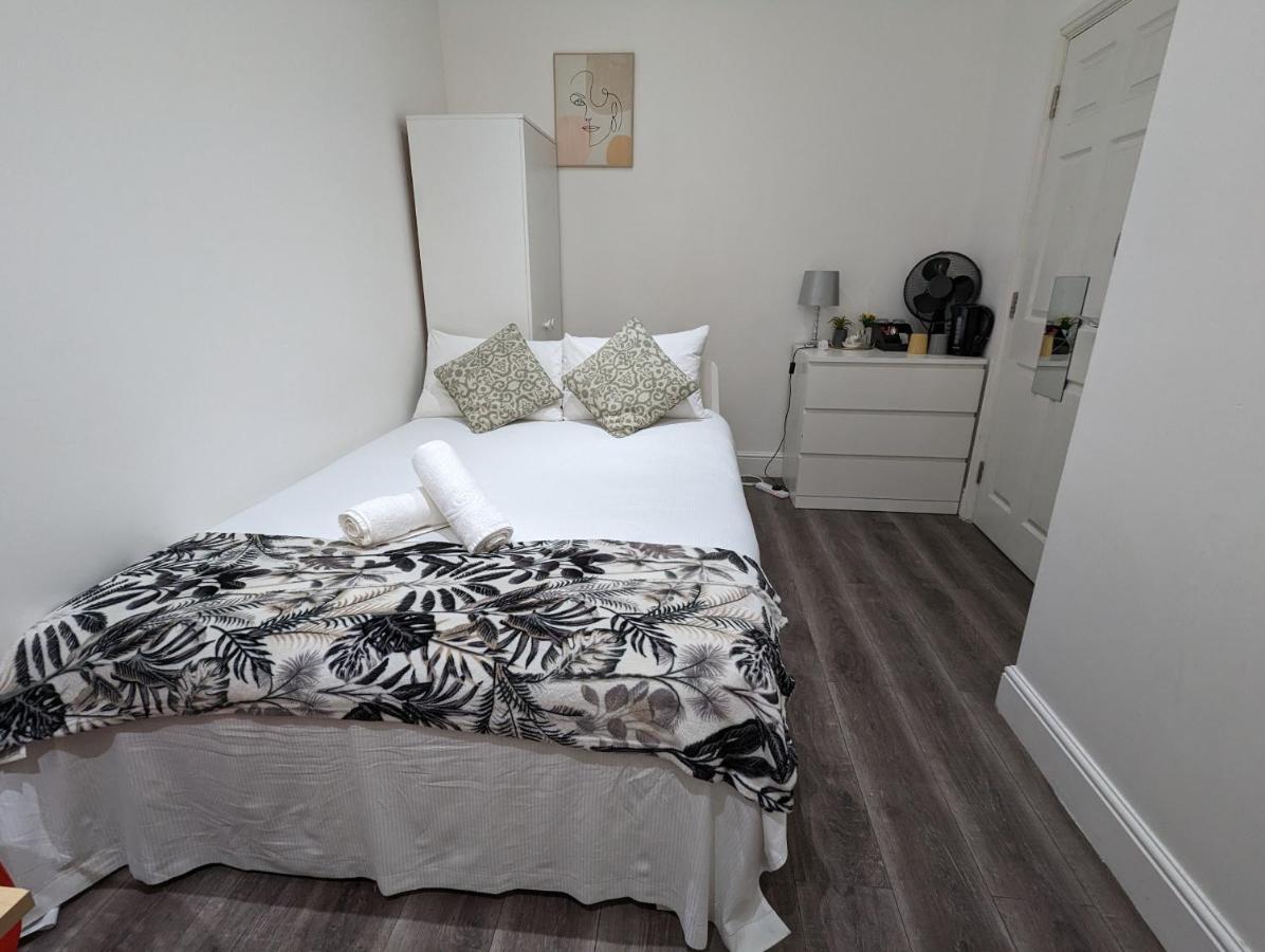 Hotel Mile End- Prime Location Londra Esterno foto
