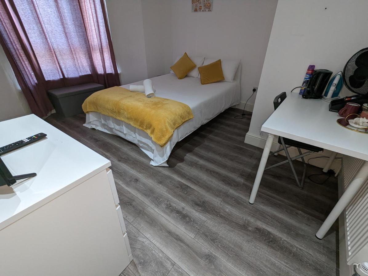Hotel Mile End- Prime Location Londra Esterno foto