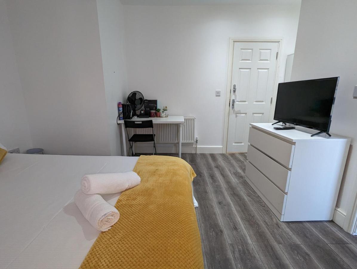 Hotel Mile End- Prime Location Londra Esterno foto