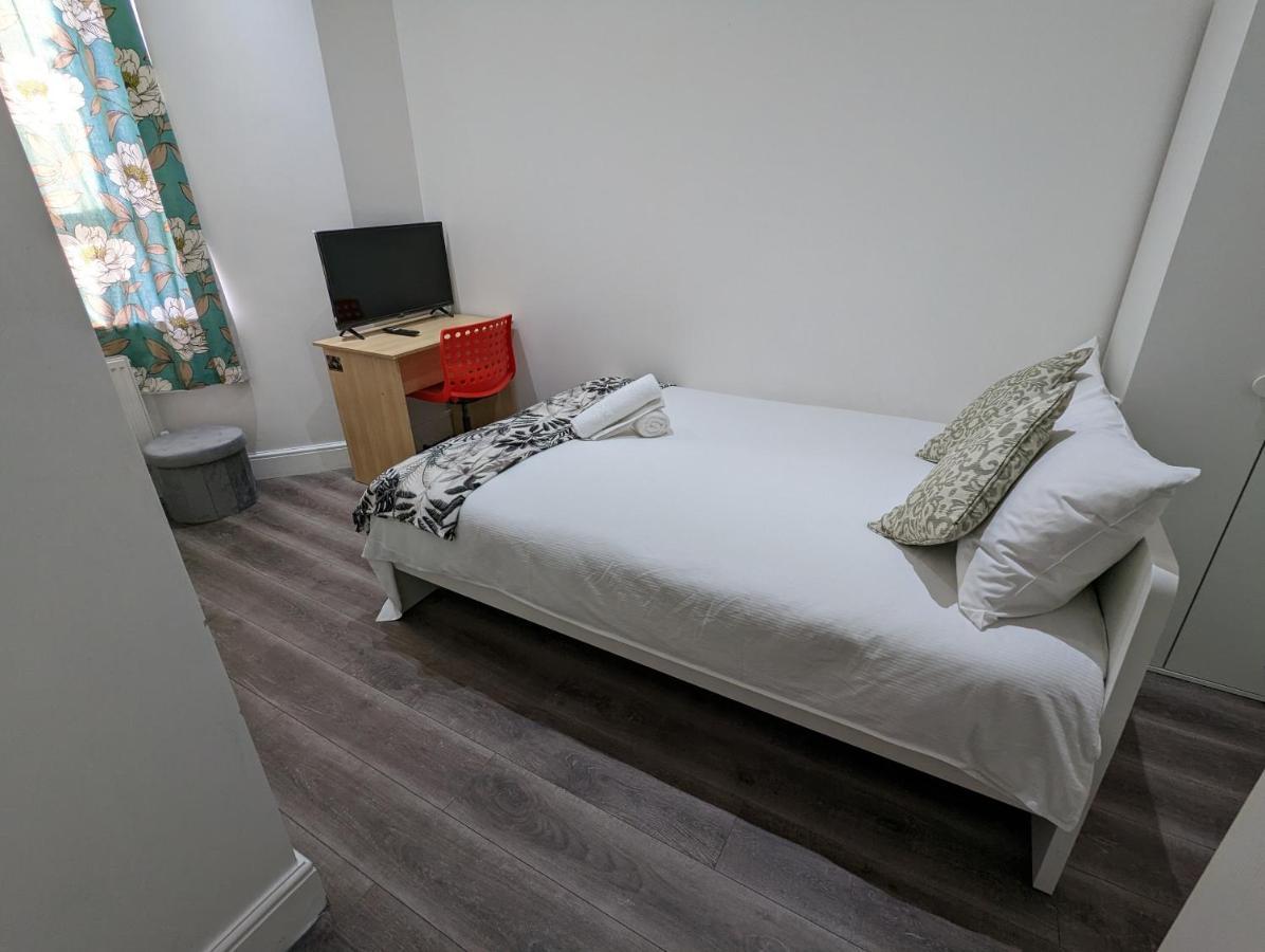 Hotel Mile End- Prime Location Londra Esterno foto