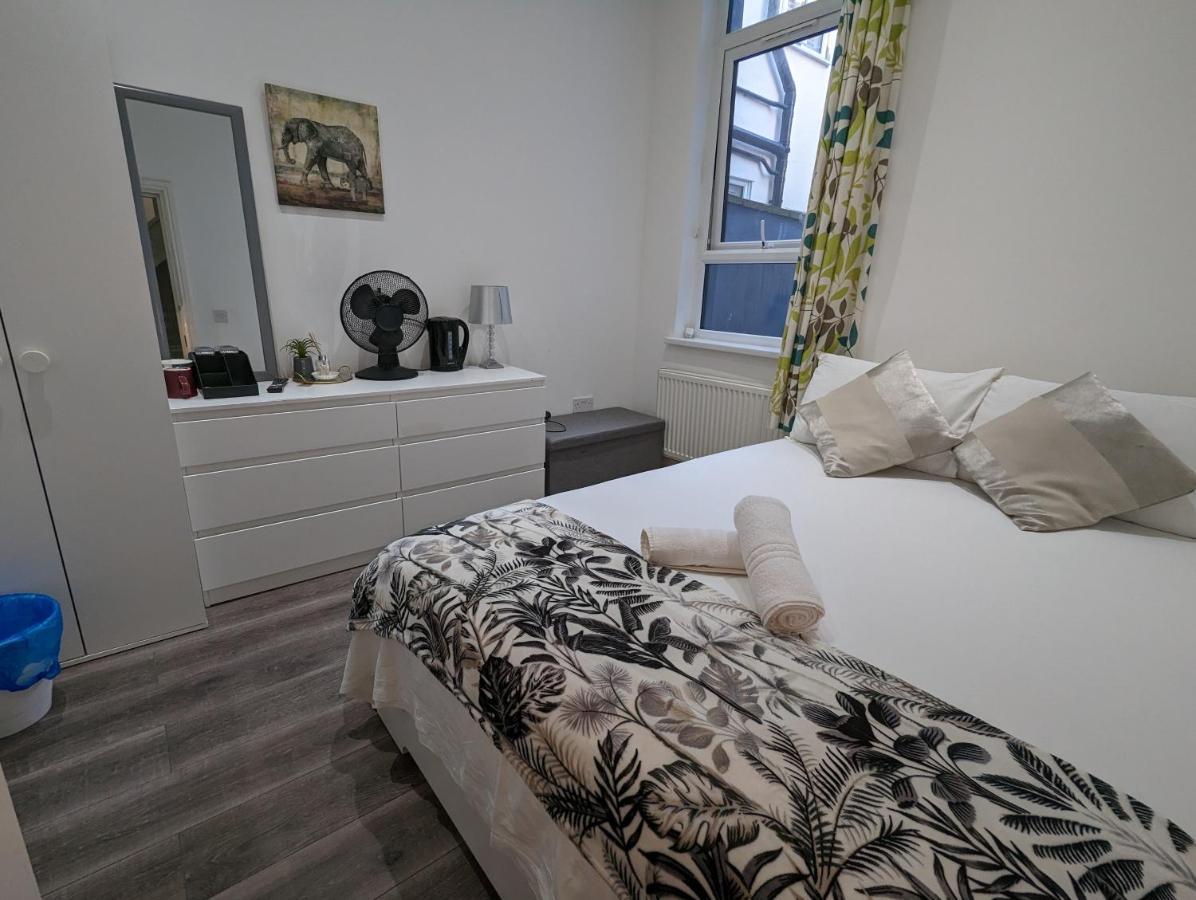 Hotel Mile End- Prime Location Londra Esterno foto